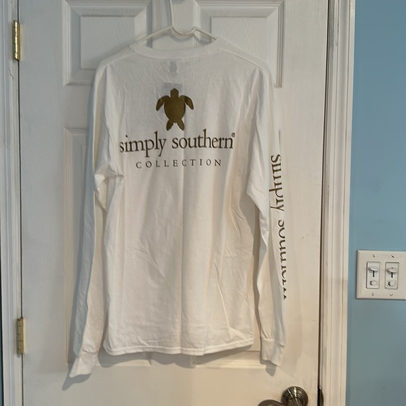 Simply Southern long sleeve tee new with tags size medium - Picture 2 of 4